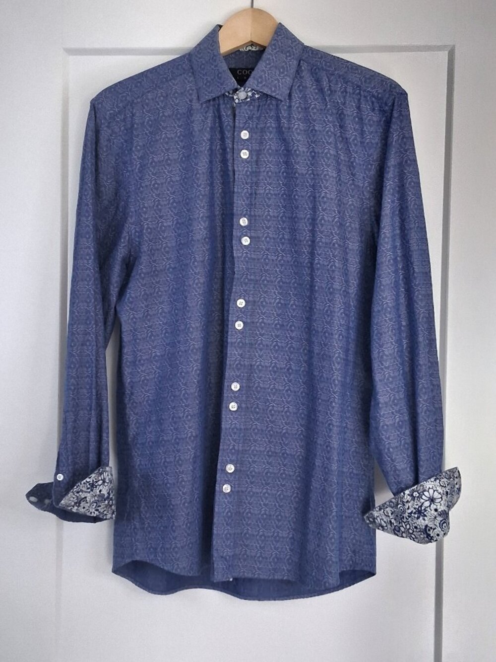 Coogi Luxe Shirt Mens M 15.5/16 Blue Tonal Print Floral Flip Cuff 100% Cotton